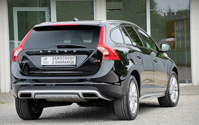 Volvo V60 Cross Country cena 79900 przebieg: 81000, rok produkcji 2018 z Wisła małe 781